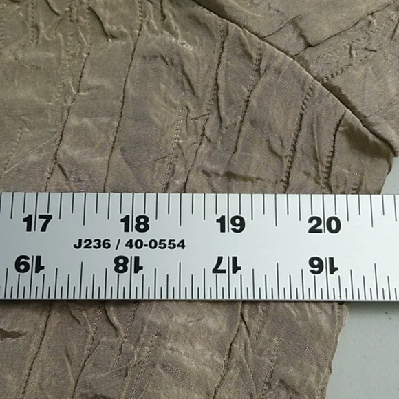 KORET CRINKLE TEXTURE SATIN BUTTON DOWN BOMBER JACKET, SHACKET - Picture 5 of 7